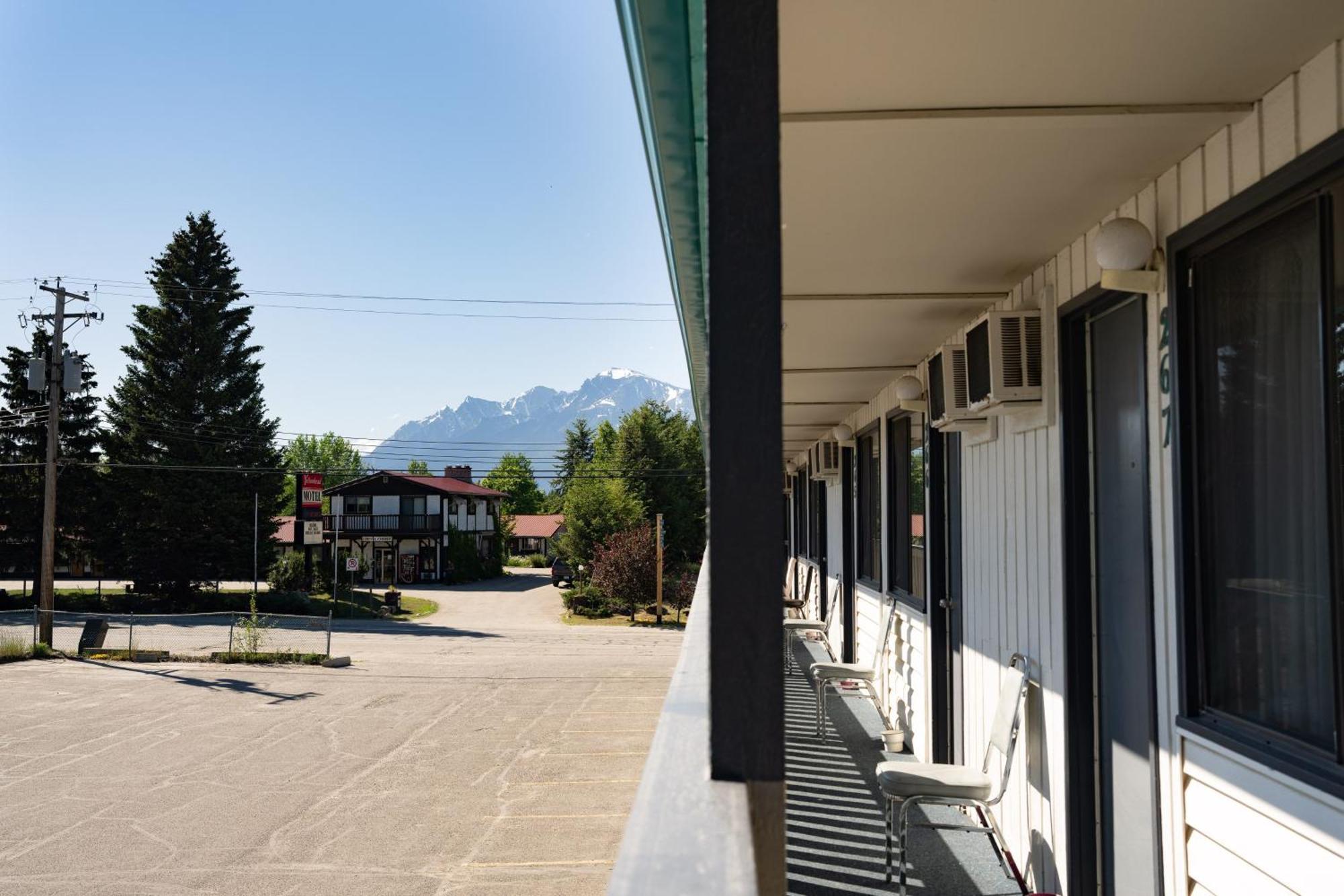 Alpine Inn Valemount Εξωτερικό φωτογραφία