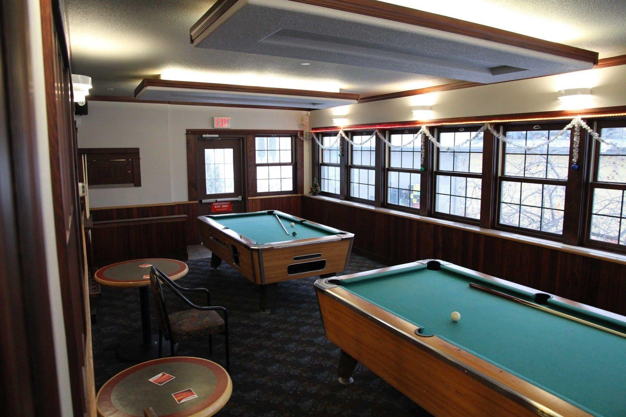 Alpine Inn Valemount Εξωτερικό φωτογραφία